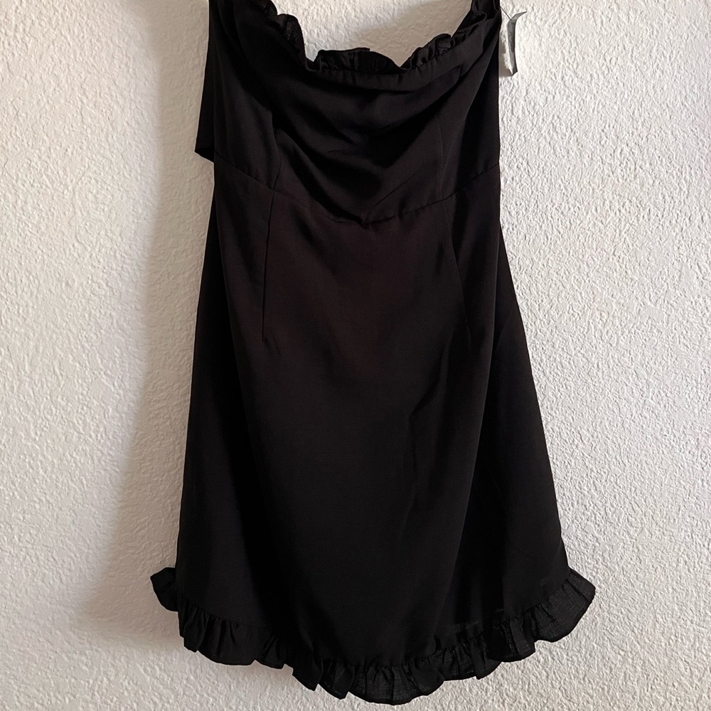 FAVLUX Black Strapless Ruffle Dress